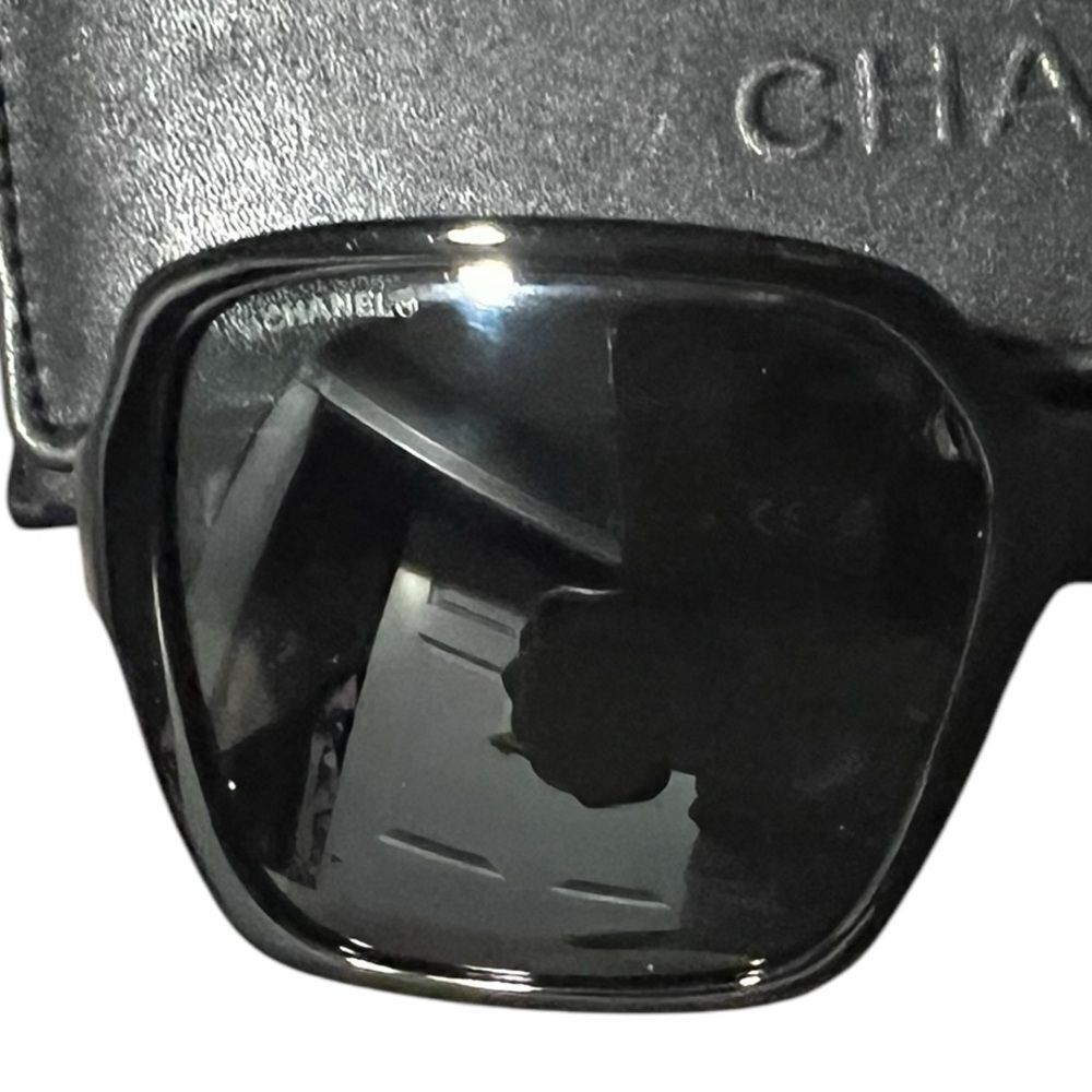 CHANEL sunglasses - Picture 2 of 7